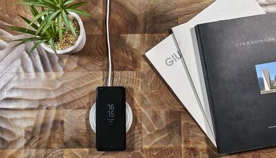PURO Ultra Compact Wireless Charging Station QI 