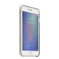 Przezroczyste etui Mophie nałożone na iPhone 7/8 Plus w kolorze złotym, widok z boku pod kątem na ekran z wyświetlonym zegarem i napisem slide to unlock.