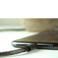 Przewód Lightning do iPhone/iPad Fuse Chicken Titan stalowy 1,5m - czarny