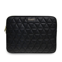 Czarna torba Guess Quilted Sleeve do MacBook 13 cali z pikowaną fakturą w trójkąty, złotym logo marki na środku oraz zapięciem na zamek błyskawiczny.