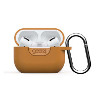 Żółte etui ochronne GEAR4 Apollo do słuchawek Apple AirPods Pro z otwartą klapką, widocznym logotypem marki oraz dołączonym czarnym karabińczykiem.