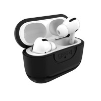 Czarne etui ochronne Gear4 Apollo Plus do słuchawek Apple AirPods Pro z otwartą klapką, ukazujące białe słuchawki wewnątrz oraz wytłoczone logo marki.