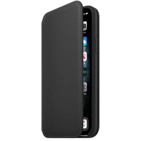 Czarne skórzane etui folio Apple do iPhone 11 Pro z otwartą klapką, ukazujące profil telefonu z widocznymi ikonami aplikacji na ekranie oraz przyciskami