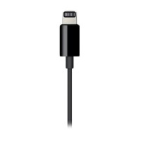 Czarny kabel Apple Lightning do gniazda słuchawkowego o długości 1,2 m, widoczny od strony wtyku Lightning z charakterystycznymi stykami na metalowej końcówce.