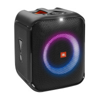 Przenośny głośnik JBL Partybox Encore Essential w czarnej obudowie z podświetlanym pierścieniem LED na przednim panelu i wyraźnym logo JBL na środku.