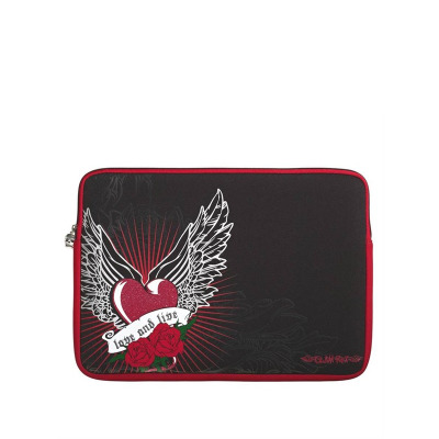 Czarna torba GlamRox do MacBooka Pro 15 z nadrukiem czerwonego serca, skrzydeł i róż oraz napisem love and live, zakończona suwakiem z zawieszką w kształcie