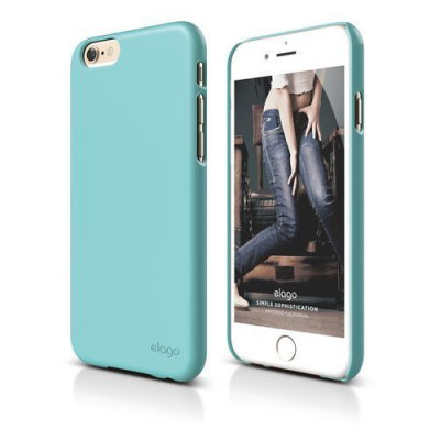 Niebieskie etui Elago Slim Fit 2 do iPhone 6 Plus i 6S Plus, ukazane z tyłu z wycięciem na aparat oraz z przodu na ekranie z logo Elago i napisem.