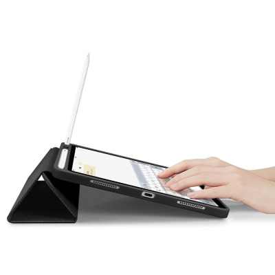 Etui do iPad Air 4 Spigen Urban Fit - czarne