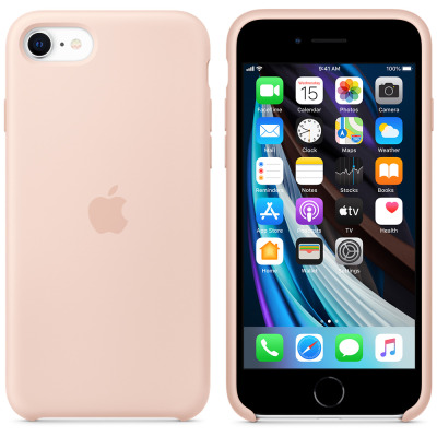 Silikonowe etui Apple w kolorze piaskowego różu do iPhone 7, 8 oraz SE 2020 z wycięciem na aparat i wytłoczonym logo producenta na tylnej ściance.