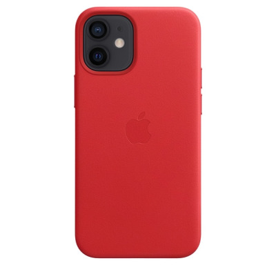 Czerwone skórzane etui Apple Leather Case z MagSafe do iPhone 12 mini, widok na tylną część obudowy z wycięciem na podwójny aparat i logo producenta.