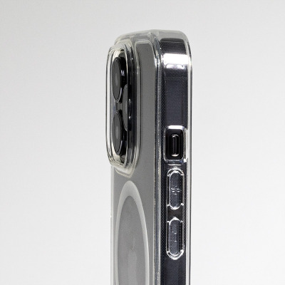 Etui do iPhone 13 Pro z MagSafe Crong Clear MAG Cover - Przeźroczyste