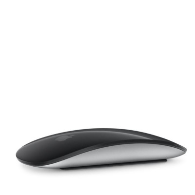 Bezprzewodowa mysz Apple Magic Mouse z czarną powierzchnią Multi-Touch, ujęta z profilu, ukazująca smukły, zaokrąglony kształt oraz srebrną podstawę urządzenia.