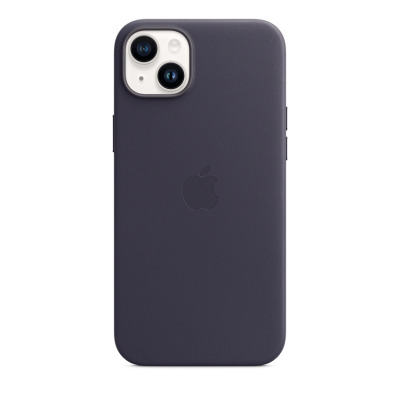 Atramentowe skórzane etui Apple Leather Case do iPhone 14 Plus z widoczną wyspą aparatów oraz wytłoczonym logo Apple na środku tylnej części obudowy.