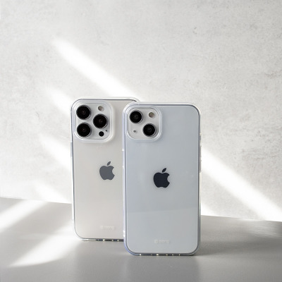 Etui do iPhone 13 Pro Max Crong Crystal Slim Cover - przezroczysty