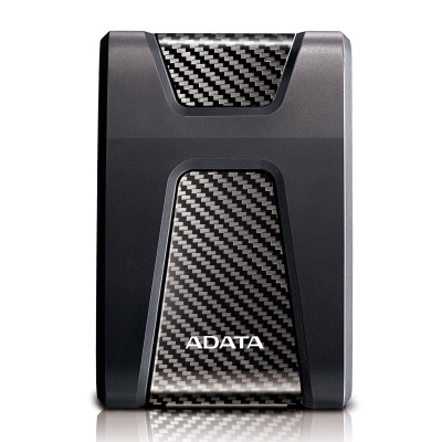 Czarny dysk zewnętrzny ADATA HD650 o wzmocnionej konstrukcji z charakterystycznym wzorem imitującym włókno węglowe oraz wyraźnym logo producenta na froncie.