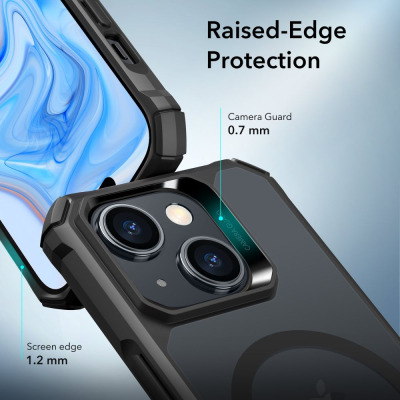 Czarne etui ESR Air Armor MagSafe do iPhone 15 z widoczną wyspą aparatów i opisem Raised-Edge Protection: 0,7 mm dla aparatu oraz 1,2 mm dla ekranu.