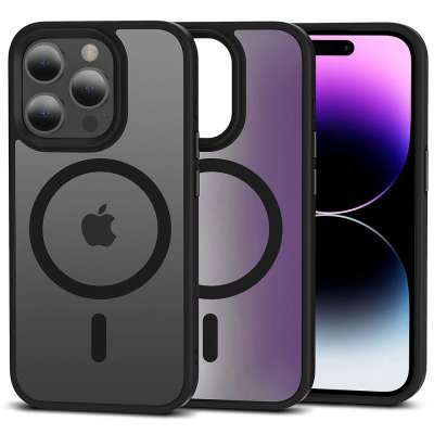 Czarne etui Tech-Protect Magmat z pierścieniem MagSafe do iPhone 15 Pro, prezentowane w trzech ujęciach ukazujących tył obudowy, wycięcie na aparat i ekran.