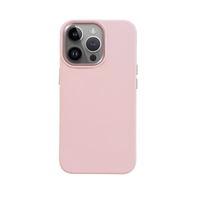 Różowe etui Crong Color Cover LUX Magnetic do iPhone 15 Pro z widoczną wyspą aparatów oraz subtelnym logo marki w dolnej części tylnego panelu obudowy.