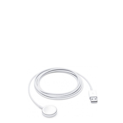 Oryginalny przewód do ładowania Apple Watch z magnetyczną końcówką w kolorze białym oraz wtyczką USB-A, zwinięty w okrąg na jednolitym jasnym tle.