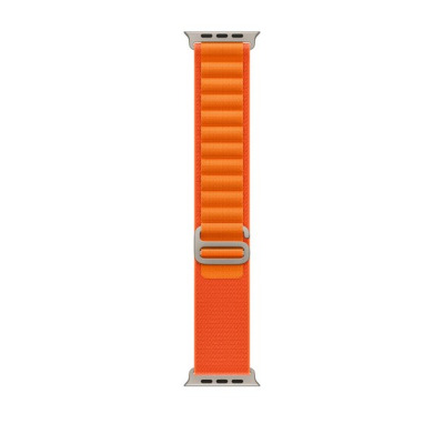 Pomarańczowa opaska Apple Alpine w rozmiarze M do Apple Watch 49 mm z tytanowym zapięciem typu G-hook oraz charakterystyczną karbowaną fakturą materiału.