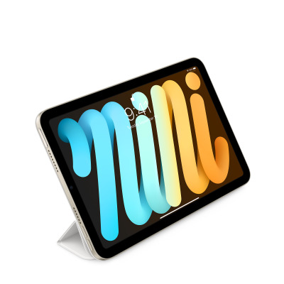 Białe etui Apple Smart Folio do iPad mini 6 w widoku od frontu, prezentujące minimalistyczną, składaną konstrukcję z trzema pionowymi panelami ochronnymi.
