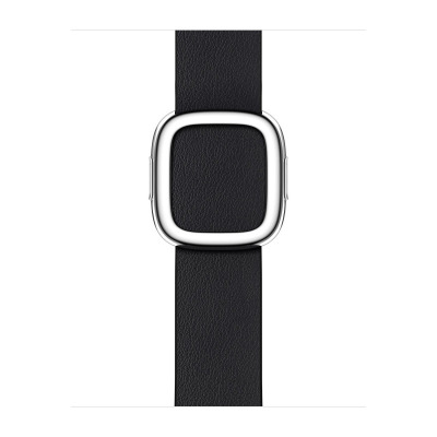 Apple Watch z czarnym paskiem z nowoczesną klamrą w kolorze północ, widok z boku na srebrną kopertę zegarka z tarczą wyświetlającą rzymskie cyfry XII, III, VI.