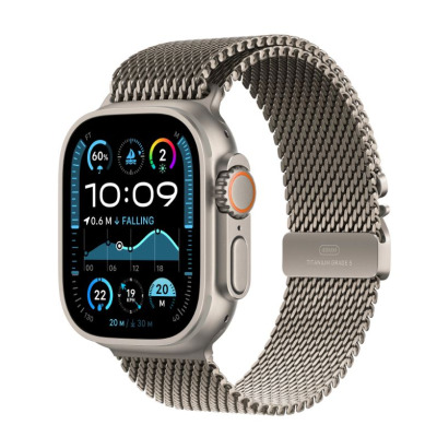 Apple Watch Ultra 2 49mm w kolorze naturalnego tytanu z bransoletą mediolańską, widoczny pod kątem, prezentujący tarczę z danymi pogodowymi i godziną 10:09.