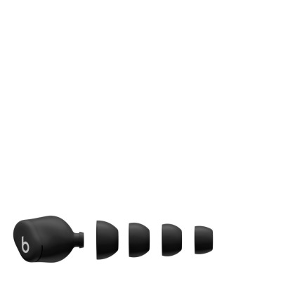 Czarne słuchawki douszne Beats Solo Buds z widocznym logotypem marki, umieszczone nad otwartym etui ładującym w tym samym kolorze na białym tle.