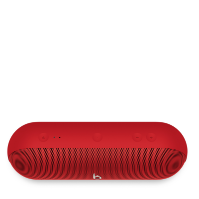Bezprzewodowy głośnik Beats Pill w kolorze matowej czerwieni z charakterystycznym srebrnym logo marki Beats umieszczonym centralnie na przedniej maskownicy.