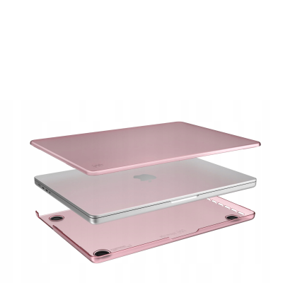 Różowa obudowa Speck Smartshell na laptopie Apple MacBook Pro 14 2021, widok z boku prezentujący odsłonięte porty USB-C oraz charakterystyczne logo marki Speck.