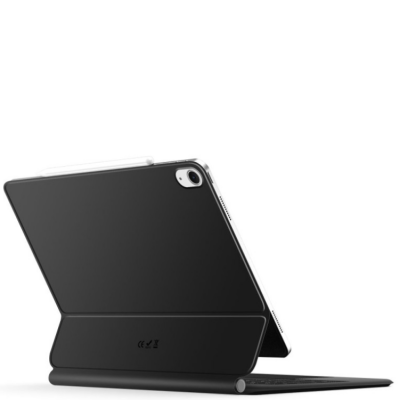 Czarne etui Tech-Protect Smartcase Magnetic z klawiaturą do iPada 10.9 2022, widoczne w złożonej formie oraz otwarte z zamontowanym tabletem i touchpadem.