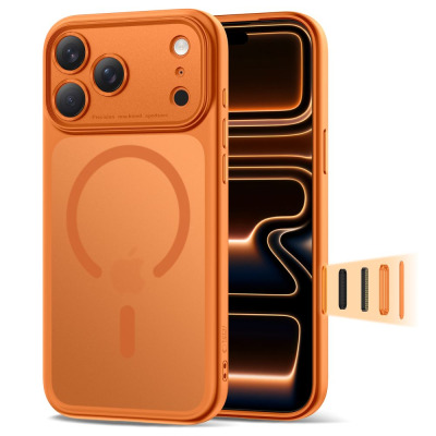 Pomarańczowe etui Tech-Protect Magpeak CC z MagSafe do iPhone 17 Pro, ukazujące wyspę aparatów z napisem Precision machined apertures oraz wymienne przyciski.