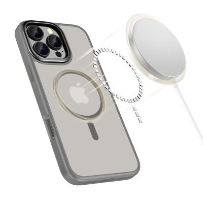 Etui Tech-Protect Magedge MagSafe w kolorze Titanium Gunmetal do iPhone 16 Pro Max, prezentowane w trzech ujęciach z widoczną wyspą aparatów i logiem Apple.