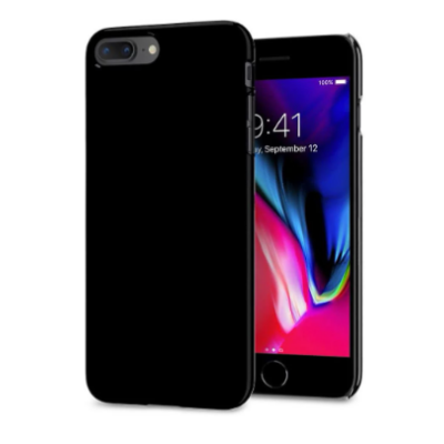Czarne etui Spigen Thin Fit do iPhone 7 Plus i 8 Plus nałożone na telefon, widok na tył z wycięciem na podwójny aparat oraz na ekran z aktywną tapetą.